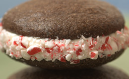 peppermint whoopie pie